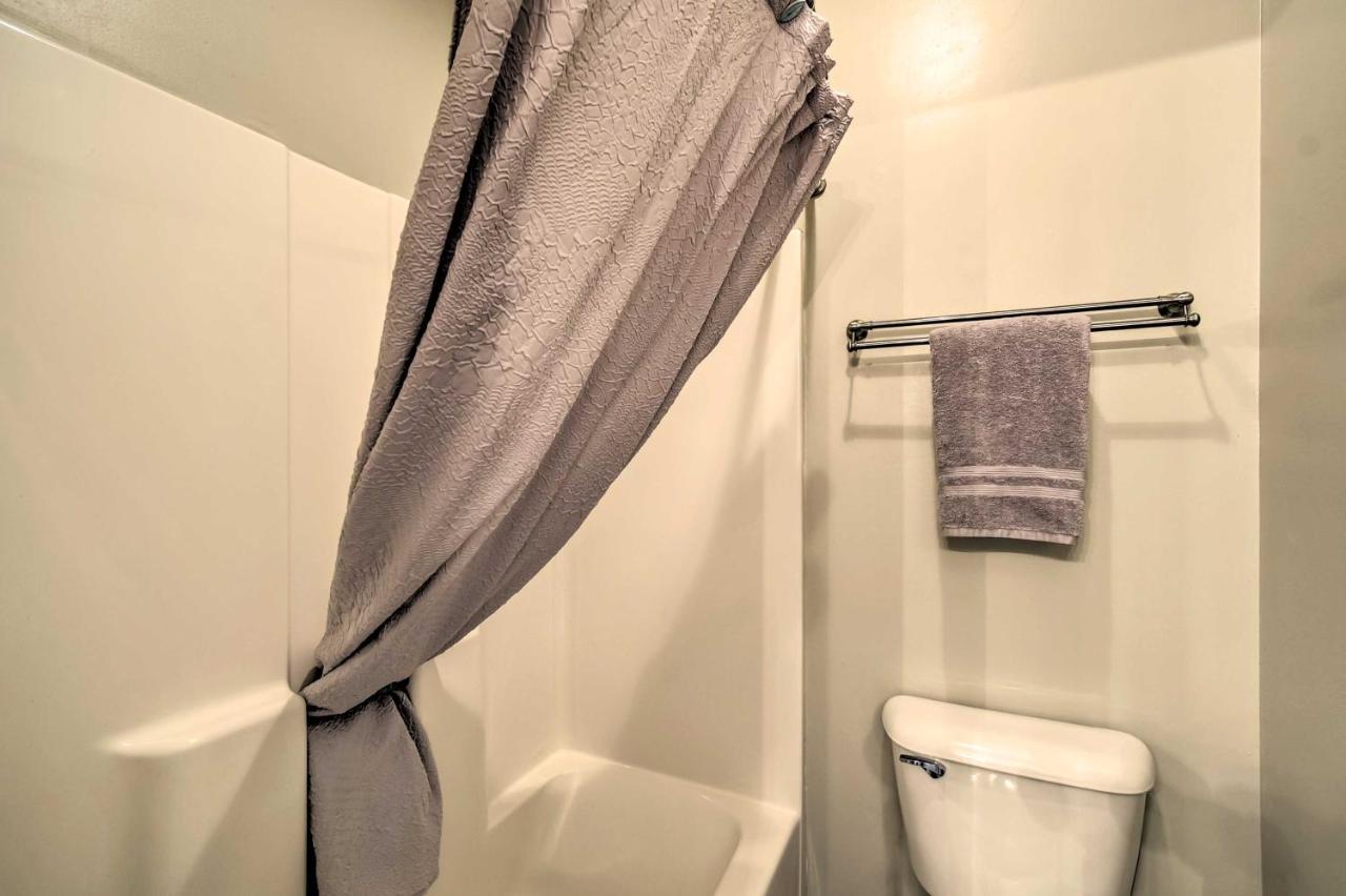 Lovely Myrtle Beach Condo With Community Pool! Kültér fotó
